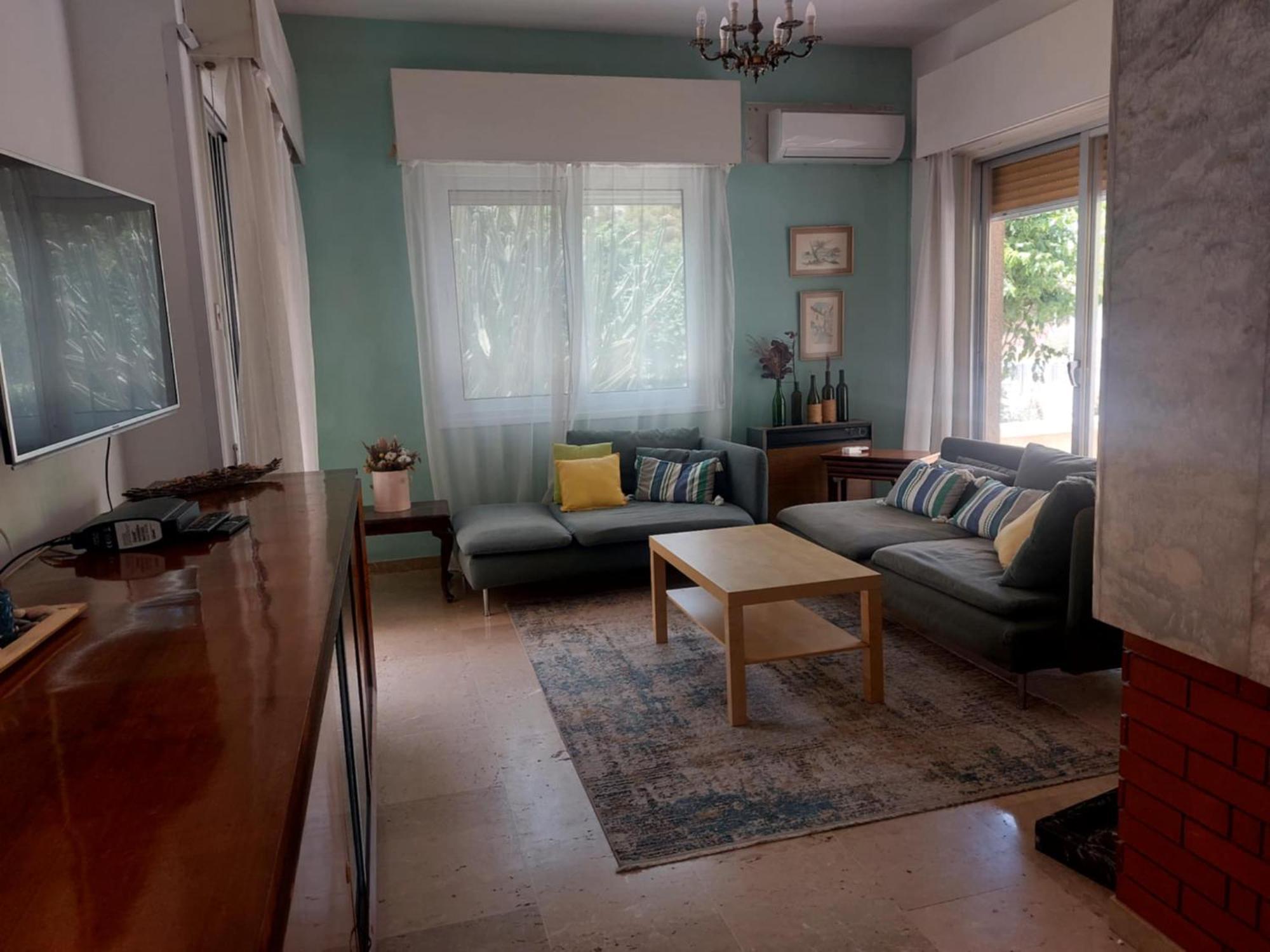 Sunny Family Home By The Beach ลิมาซอล ภายนอก รูปภาพ